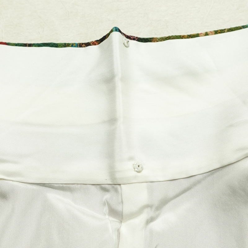 小紋 縮緬 総柄 正絹 幾何学柄・抽象柄 袷仕立て 身丈155cm 裄丈62.5cm リサイクル着物 着物 多色使い_画像19