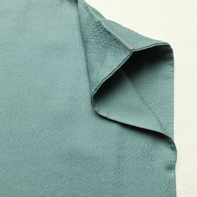 色無地 良品 毎田仁郎 落款入り 一つ紋付き 正絹 木の葉・植物柄 袷仕立て 身丈163cm 裄丈63cm リサイクル着物 一部しつけ糸付き 着物 入学式 卒業式 お茶会 七五三 お宮参り フォーマル 青・紺_画像14