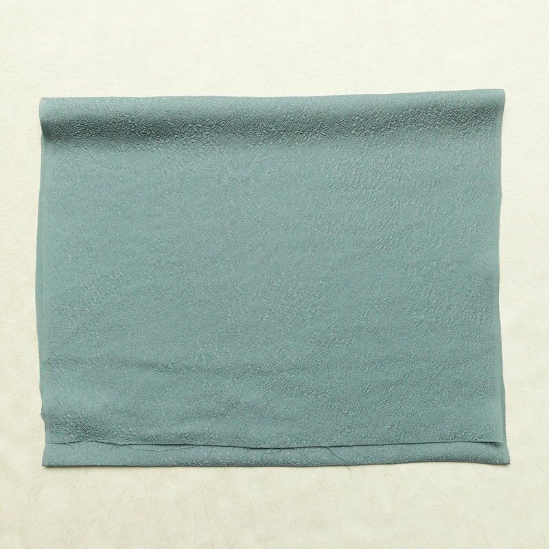 色無地 良品 毎田仁郎 落款入り 一つ紋付き 正絹 木の葉・植物柄 袷仕立て 身丈163cm 裄丈63cm リサイクル着物 一部しつけ糸付き 着物 入学式 卒業式 お茶会 七五三 お宮参り フォーマル 青・紺_画像21