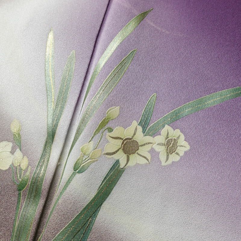 付け下げ 良品 落款入り 正絹 花柄 袷仕立て 身丈166.5cm 裄丈66.5cm リサイクル着物 着物 箔 金彩 入学式 卒業式 七五三 お宮参り フォーマル シンプル 水仙 紫・藤色_画像7