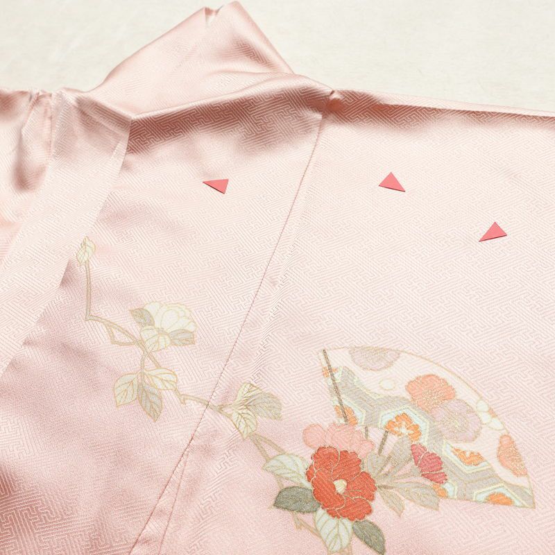 訪問着 綸子 正絹 古典柄 袷仕立て 身丈162cm 裄丈67.5cm リサイクル着物 着物 箔 金彩 入学式 卒業式 七五三 お宮参り フォーマル 扇子 ピンク_画像16