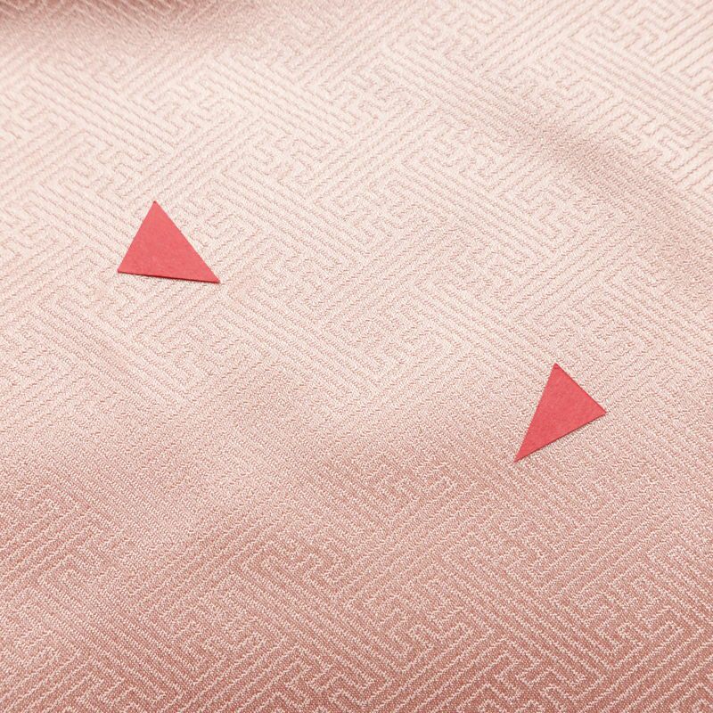 訪問着 綸子 正絹 古典柄 袷仕立て 身丈162cm 裄丈67.5cm リサイクル着物 着物 箔 金彩 入学式 卒業式 七五三 お宮参り フォーマル 扇子 ピンク_画像17