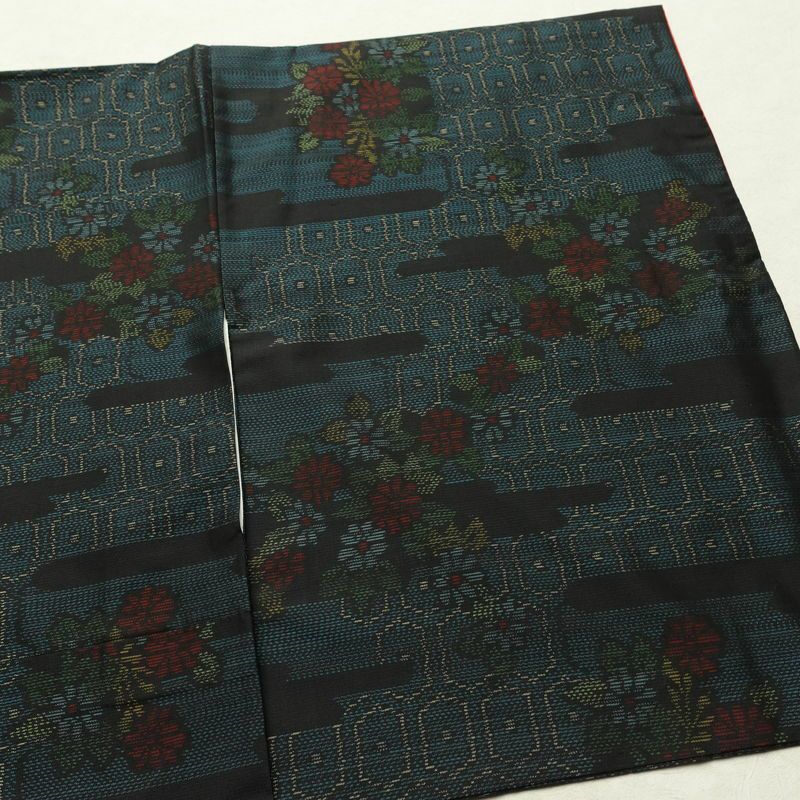 大島紬 証紙なし 正絹 花柄 袷仕立て 身丈155cm 裄丈63cm リサイクル着物 着物 青・紺_画像13