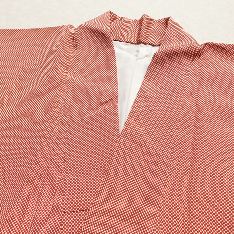 小紋 良品 しつけ糸付き バチ衿仕立て 正絹 チェック・格子柄 袷仕立て 身丈161.5cm 裄丈64.5cm リサイクル着物 着物 カジュアル 赤・朱_画像14