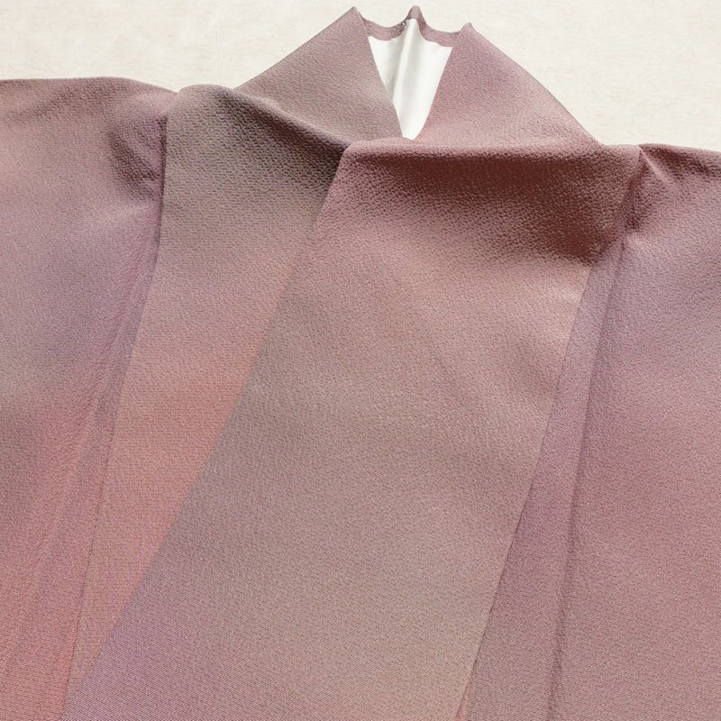 小紋 斉藤三才 落款入り 縮緬 一つ紋付き 正絹 その他の柄 袷仕立て 身丈155cm 裄丈64cm リサイクル着物 着物 紫・藤色_画像17