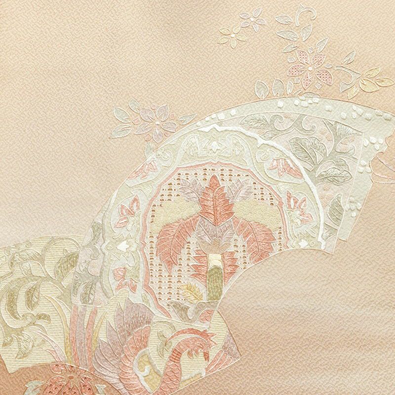 付け下げ 良品 スワトウ刺繍 蘇州刺繍 正絹 古典柄 袷仕立て 身丈156cm 裄丈62cm リサイクル着物 一部しつけ糸付き 着物 刺繍 入学式 卒業式 七五三 パーティー お宮参り フォーマル 上品 ベージュ_画像13