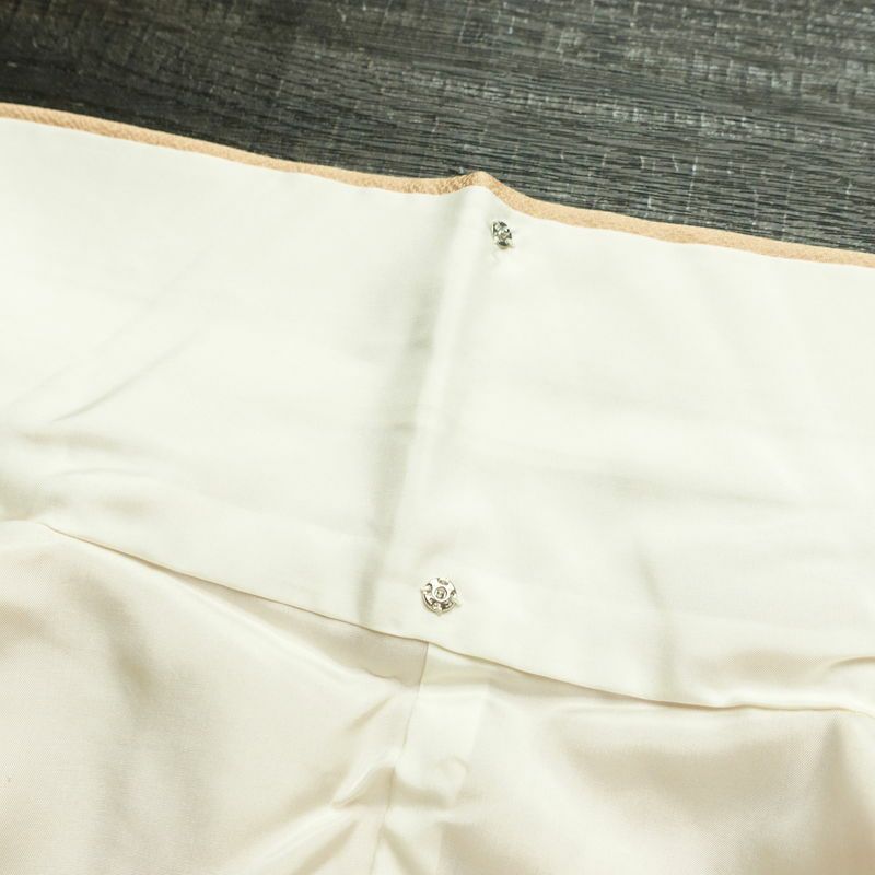 付け下げ 良品 スワトウ刺繍 蘇州刺繍 正絹 古典柄 袷仕立て 身丈156cm 裄丈62cm リサイクル着物 一部しつけ糸付き 着物 刺繍 入学式 卒業式 七五三 パーティー お宮参り フォーマル 上品 ベージュ_画像20