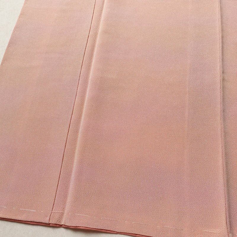 小紋 良品 しつけ糸付き 縮緬 一つ紋付き 正絹 その他の柄 袷仕立て 身丈165cm 裄丈67.5cm リサイクル着物 着物 ぼかし 入学式 七五三 お宮参り フォーマル シンプル ピンク_画像4