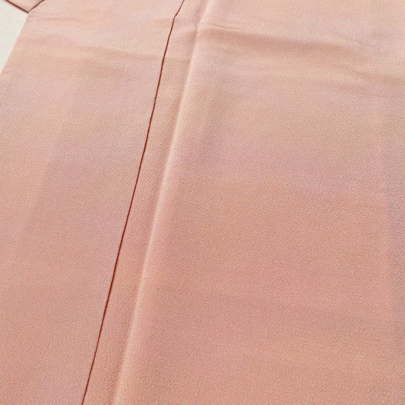 小紋 良品 しつけ糸付き 縮緬 一つ紋付き 正絹 その他の柄 袷仕立て 身丈165cm 裄丈67.5cm リサイクル着物 着物 ぼかし 入学式 七五三 お宮参り フォーマル シンプル ピンク_画像5