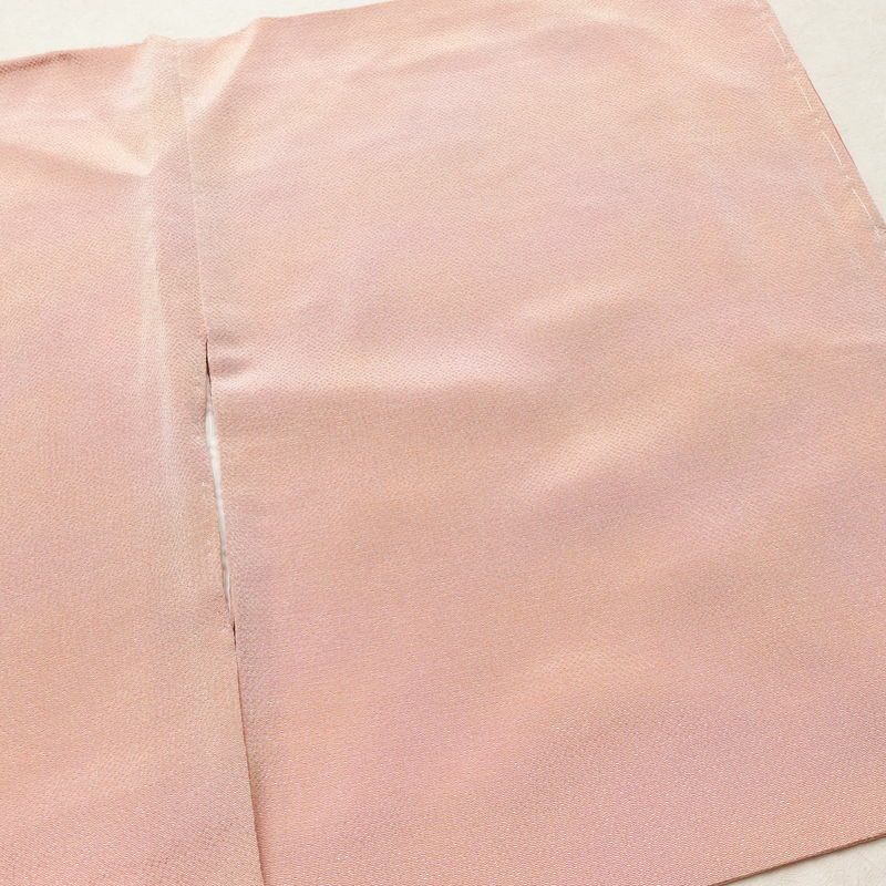 小紋 良品 しつけ糸付き 縮緬 一つ紋付き 正絹 その他の柄 袷仕立て 身丈165cm 裄丈67.5cm リサイクル着物 着物 ぼかし 入学式 七五三 お宮参り フォーマル シンプル ピンク_画像13