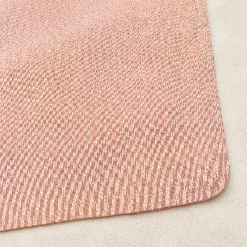 小紋 良品 しつけ糸付き 縮緬 一つ紋付き 正絹 その他の柄 袷仕立て 身丈165cm 裄丈67.5cm リサイクル着物 着物 ぼかし 入学式 七五三 お宮参り フォーマル シンプル ピンク_画像15