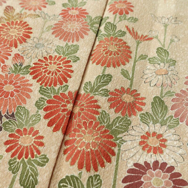 訪問着 良品 落款入り 縮緬 正絹 花柄 袷仕立て 身丈159.5cm 裄丈63cm リサイクル着物 着物 共八掛 金彩 パーティー フォーマル ベージュ_画像7