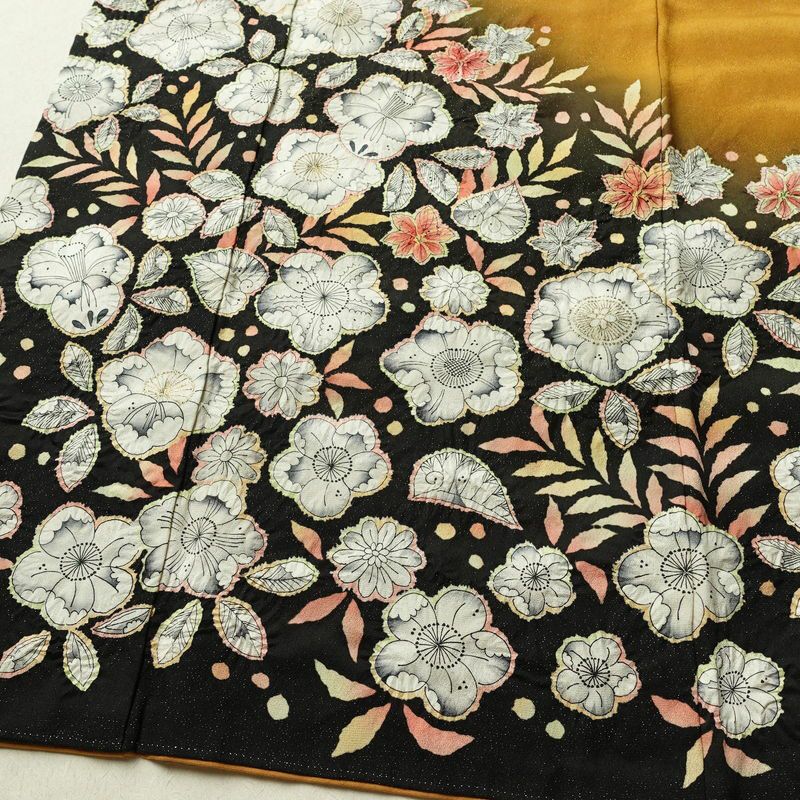 振袖 良品 落款入り 絞り 正絹 花柄 袷仕立て 身丈160cm 裄丈66cm リサイクル着物 着物 金彩 成人式 二十歳 二十歳の集い フォーマル 黄・黄土色_画像4