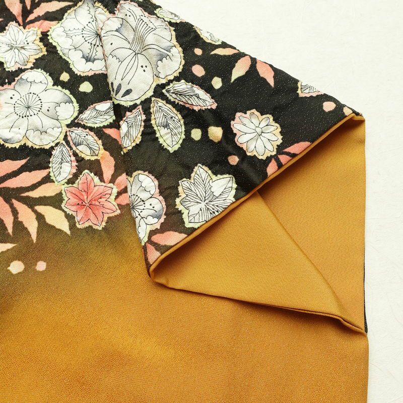 振袖 良品 落款入り 絞り 正絹 花柄 袷仕立て 身丈160cm 裄丈66cm リサイクル着物 着物 金彩 成人式 二十歳 二十歳の集い フォーマル 黄・黄土色_画像15