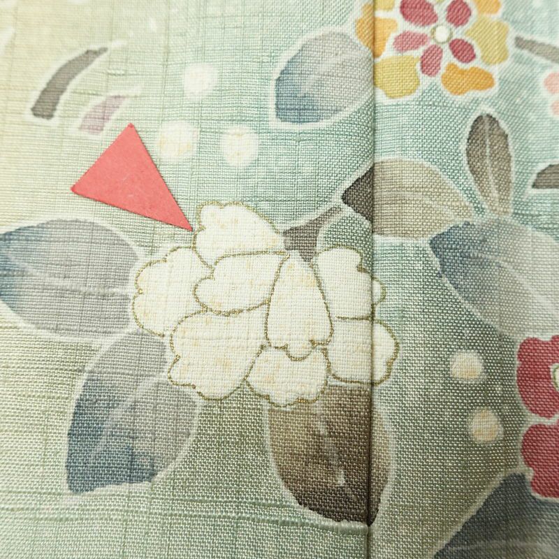 付け下げ 落款入り しつけ糸付き 一つ紋付き 正絹 花柄 袷仕立て 身丈162cm 裄丈63cm リサイクル着物 着物 洒落 紬地 ベージュ_画像9