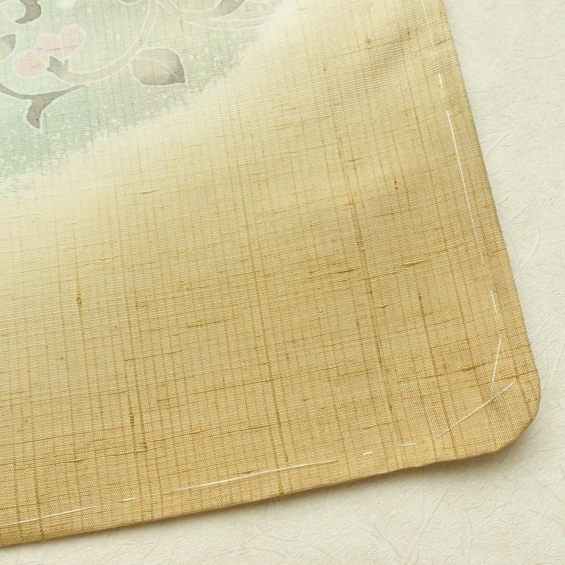 付け下げ 落款入り しつけ糸付き 一つ紋付き 正絹 花柄 袷仕立て 身丈162cm 裄丈63cm リサイクル着物 着物 洒落 紬地 ベージュ_画像18