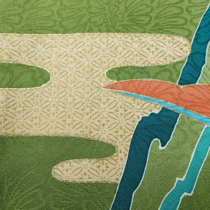 振袖 金駒刺繍 正絹 古典柄 袷仕立て 身丈166cm 裄丈65.5cm リサイクル着物 着物 刺繍 共八掛 金彩 成人式 二十歳 二十歳の集い 緑・うぐいす色_画像10