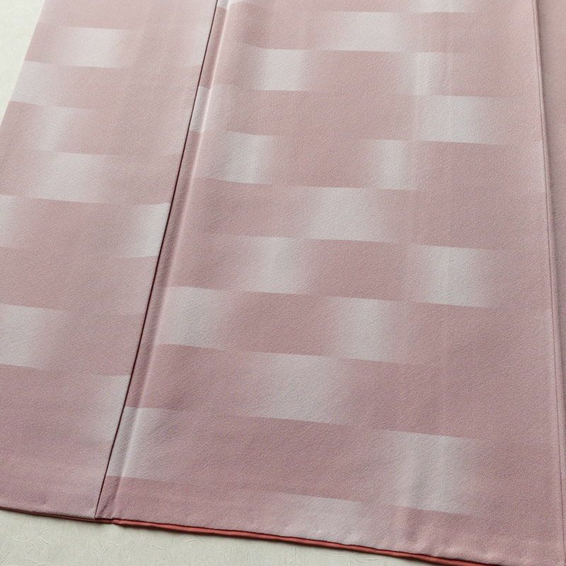 小紋 縮緬 正絹 その他の柄 袷仕立て 身丈162.5cm 裄丈66.5cm リサイクル着物 着物 シンプル ピンク_画像4