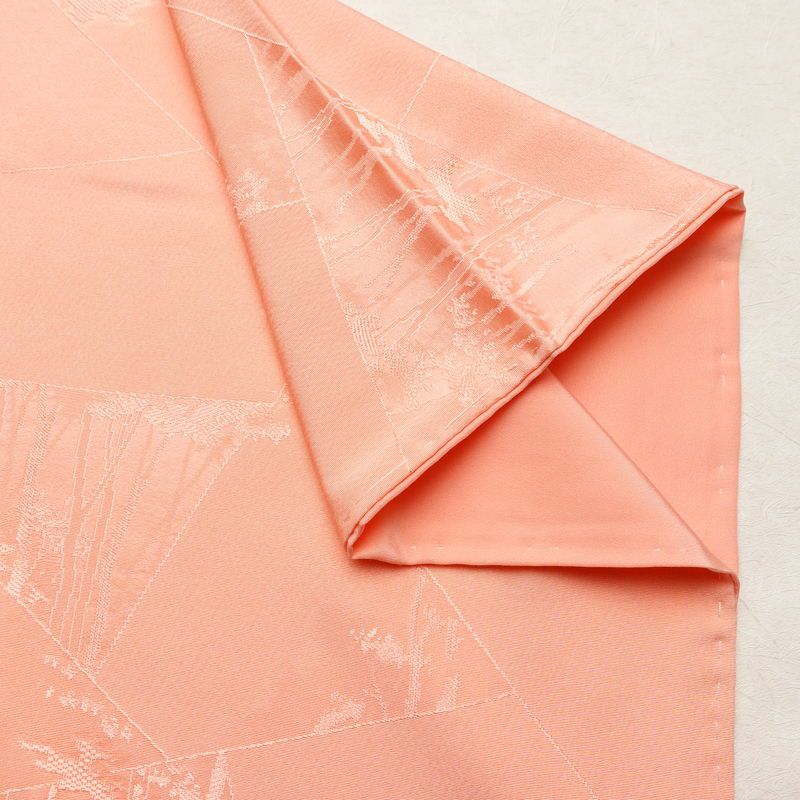 色無地 しつけ糸付き 正絹 木の葉・植物柄 袷仕立て 身丈160.5cm 裄丈64.5cm リサイクル着物 着物 フォーマル ピンク_画像15