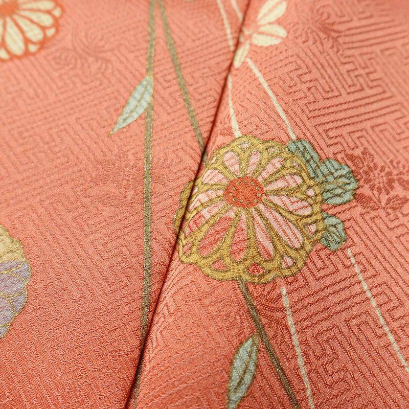 訪問着 良品 しつけ糸付き 綸子 正絹 花柄 袷仕立て 身丈161.5cm 裄丈66cm リサイクル着物 着物 箔 入学式 卒業式 七五三 お宮参り フォーマル 緑・うぐいす色_画像8