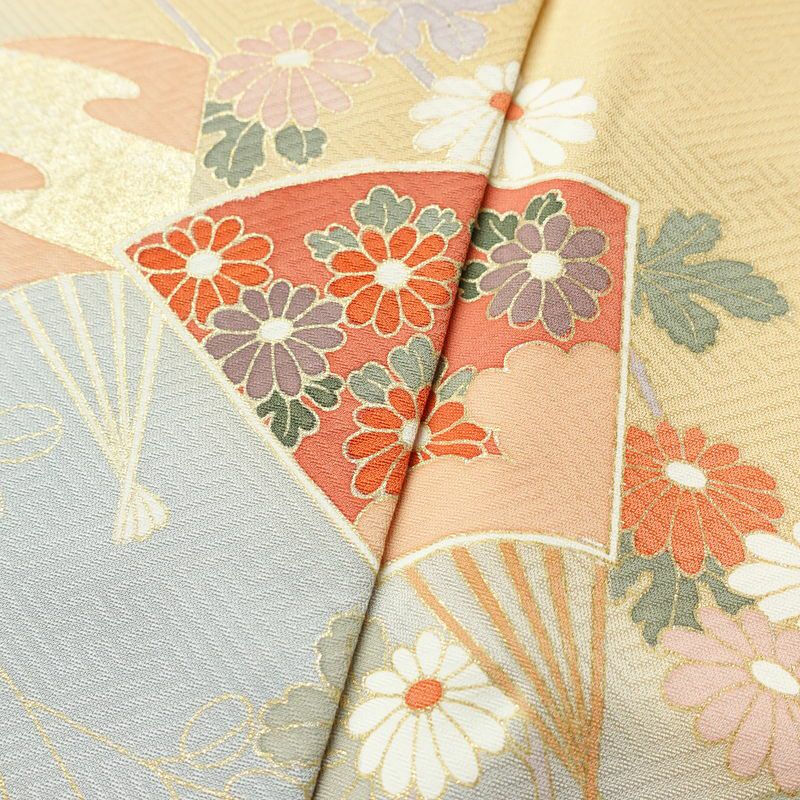 訪問着 正絹 古典柄 袷仕立て 身丈153cm 裄丈63cm リサイクル着物 着物 箔 金彩 入学式 卒業式 七五三 お宮参り フォーマル 上品 ベージュ_画像7