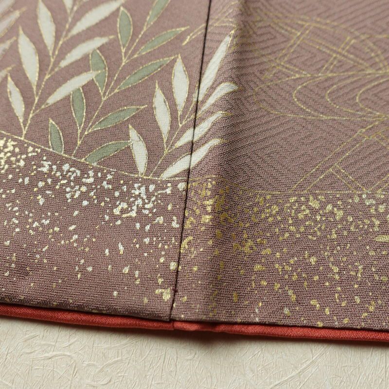 訪問着 正絹 古典柄 袷仕立て 身丈153cm 裄丈63cm リサイクル着物 着物 箔 金彩 入学式 卒業式 七五三 お宮参り フォーマル 上品 ベージュ_画像12