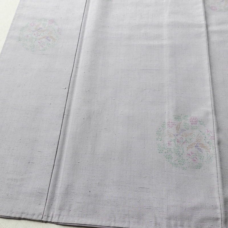 結城紬 紬 手織結城紬 証紙あり 正絹 幾何学柄・抽象柄 袷仕立て 身丈159cm 裄丈64cm リサイクル着物 着物 紫・藤色_画像4