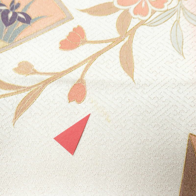 訪問着 綸子 正絹 古典柄 袷仕立て 身丈165cm 裄丈68cm リサイクル着物 着物 金彩 入学式 卒業式 七五三 お宮参り フォーマル ピンク_画像10