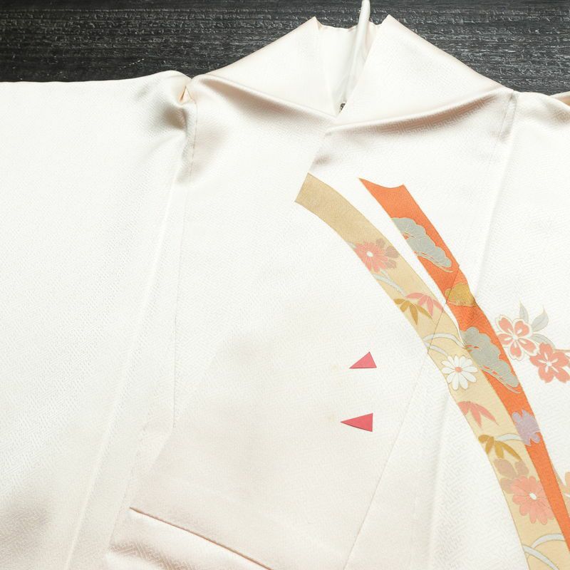 訪問着 綸子 正絹 古典柄 袷仕立て 身丈165cm 裄丈68cm リサイクル着物 着物 金彩 入学式 卒業式 七五三 お宮参り フォーマル ピンク_画像17