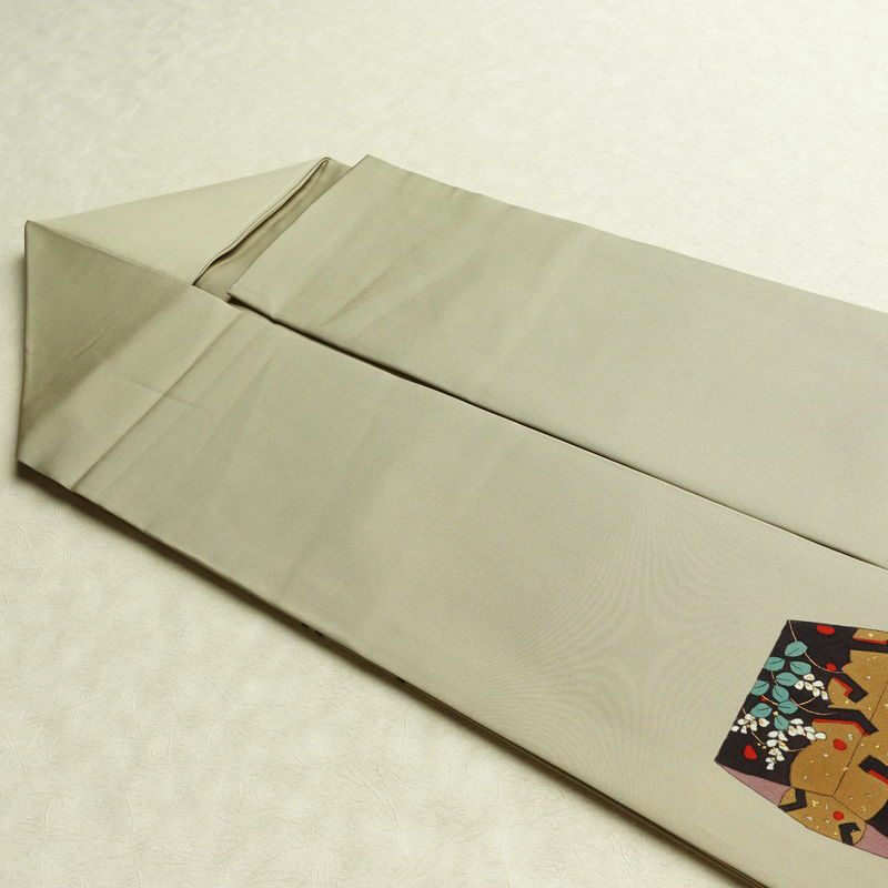 名古屋帯 太鼓柄 良品 雅生 落款入り 正絹 古典柄 名古屋仕立て なごや帯 リサイクル帯 一部しつけ糸付き 帯 金彩 シンプル 緑・うぐいす色_画像21