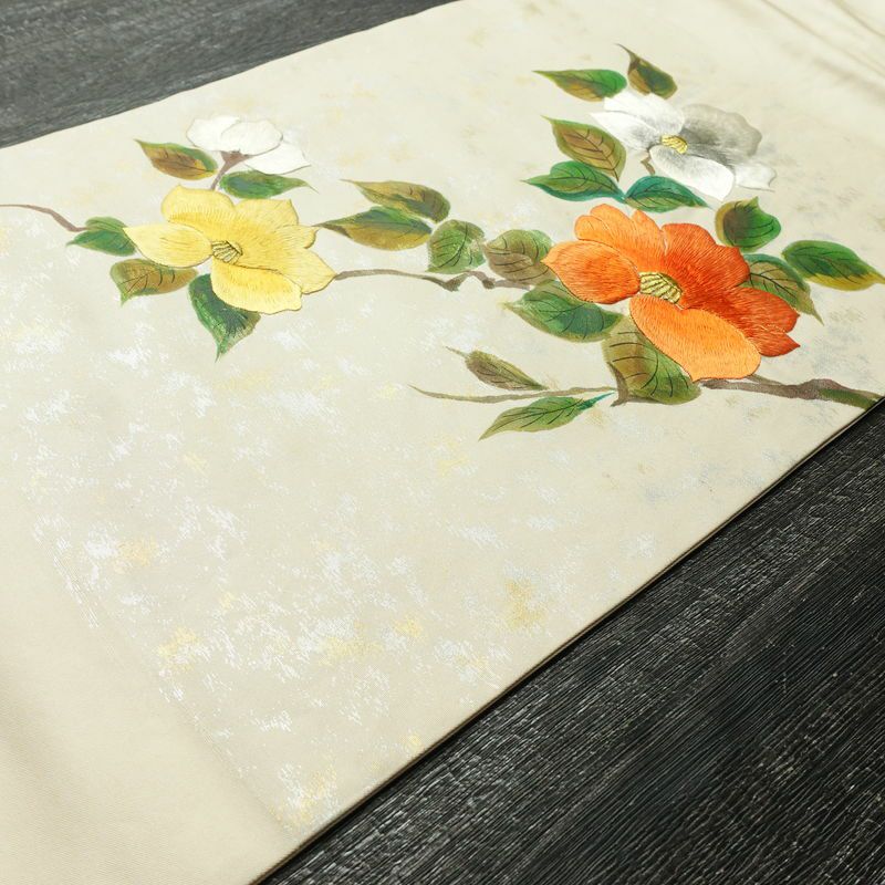 名古屋帯 太鼓柄 正絹 花柄 名古屋仕立て なごや帯 リサイクル帯 帯 刺繍 箔 椿 白_画像11
