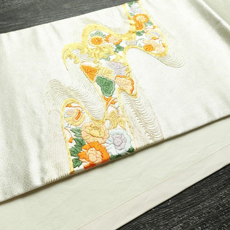 名古屋帯 太鼓柄 金駒刺繍 正絹 古典柄 通し仕立て なごや帯 リサイクル帯 帯 刺繍 箔 松 菊 金・銀_画像12
