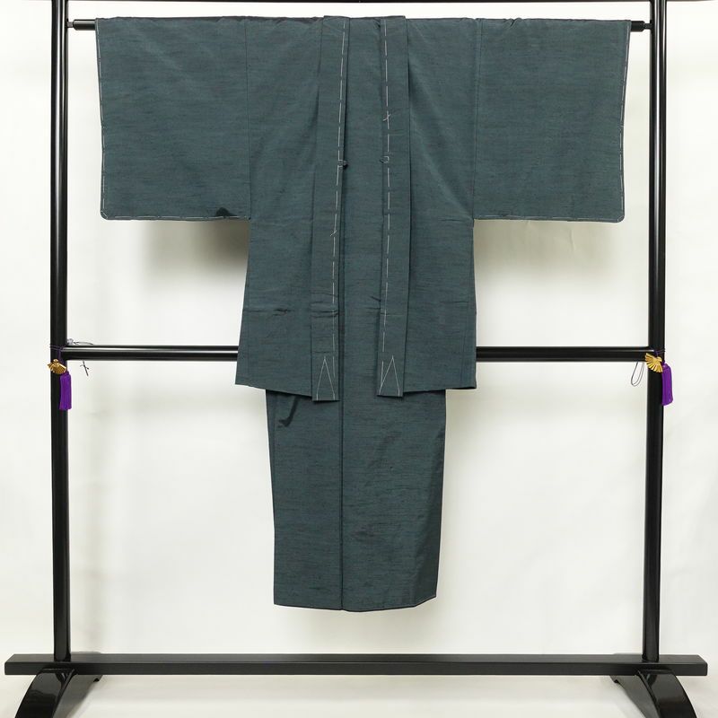 男性用 紬 着物 美品 羽織付き 2点セット しつけ糸付き アンサンブル 正絹 無地 袷仕立て 身丈136cm 裄丈67.5cm リサイクル着物 着物 青緑 緑・うぐいす色_画像1