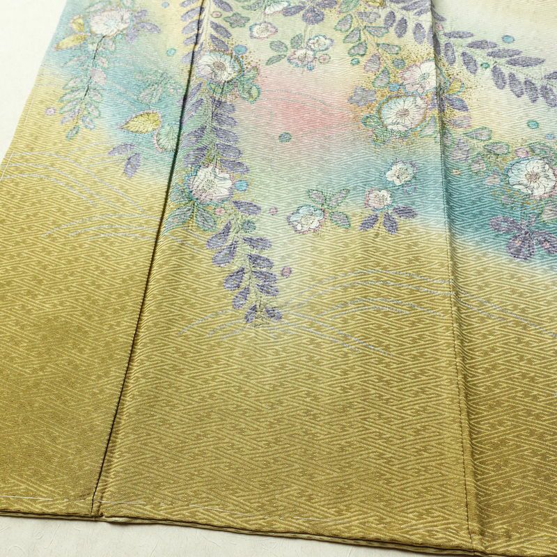 訪問着 良品 辻が花 しつけ糸付き 綸子 正絹 花柄 袷仕立て 身丈164.5cm 裄丈64cm リサイクル着物 着物 箔 共八掛 入学式 卒業式 七五三 お宮参り フォーマル 黄・黄土色_画像4