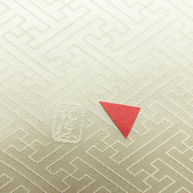 訪問着 落款入り 綸子 伊達衿付き 金駒刺繍 正絹 花柄 袷仕立て 身丈158.5cm 裄丈67cm リサイクル着物 着物 蝶 金彩 入学式 卒業式 七五三 お宮参り フォーマル ピンク_画像14