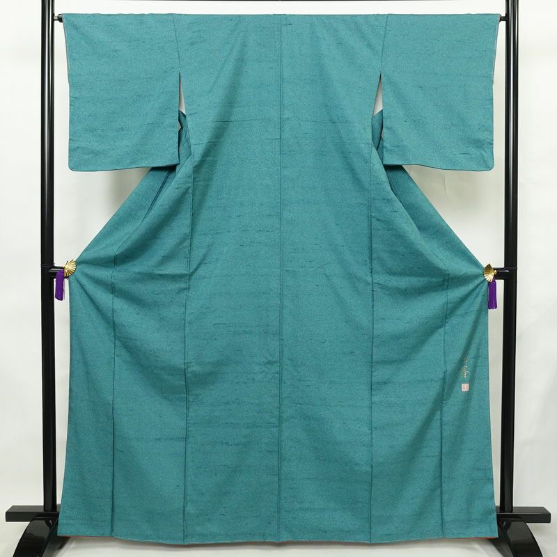 紬 良品 華井克峯 落款入り しつけ糸付き 正絹 その他の柄 袷仕立て 身丈165cm 裄丈65.5cm リサイクル着物 着物 紬地 青・紺_画像1