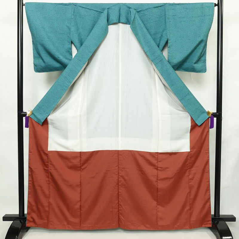 紬 良品 華井克峯 落款入り しつけ糸付き 正絹 その他の柄 袷仕立て 身丈165cm 裄丈65.5cm リサイクル着物 着物 紬地 青・紺_画像3