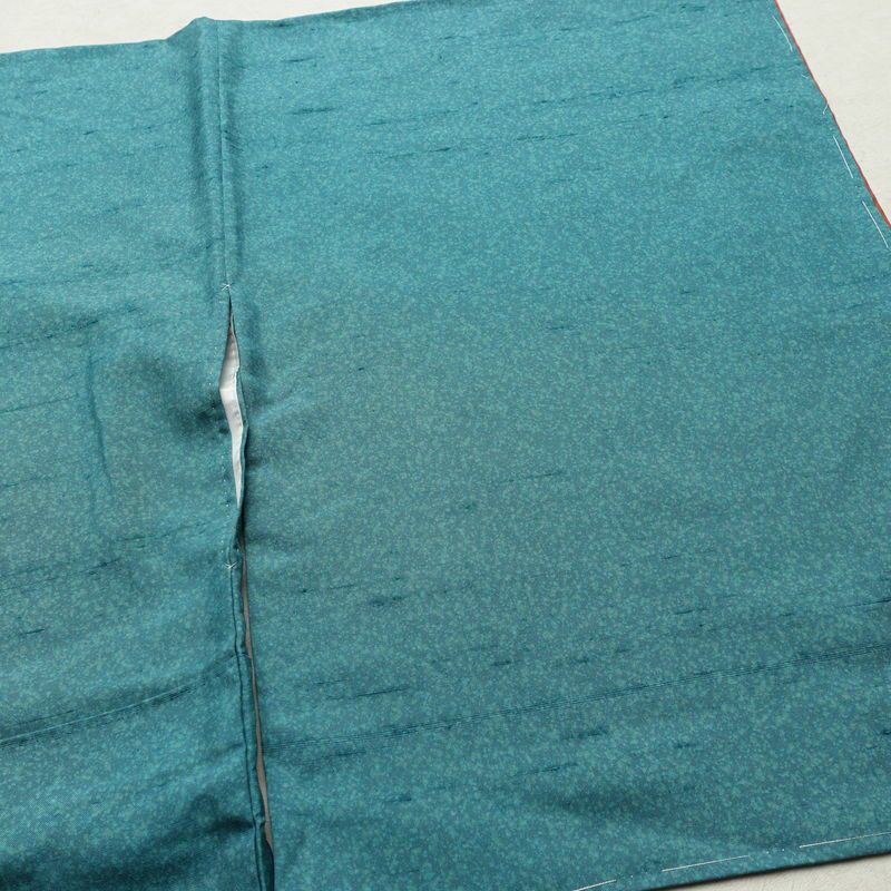 紬 良品 華井克峯 落款入り しつけ糸付き 正絹 その他の柄 袷仕立て 身丈165cm 裄丈65.5cm リサイクル着物 着物 紬地 青・紺_画像14