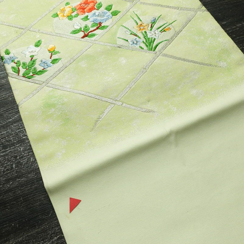 名古屋帯 太鼓柄 良品 しつけ糸付き 正絹 花柄 名古屋仕立て なごや帯 リサイクル帯 帯 箔 シンプル 緑・うぐいす色_画像16