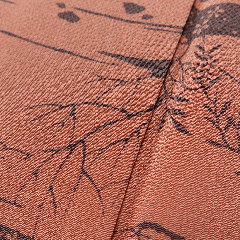 小紋 南部幸雄 落款入り 縮緬 総柄 正絹 風景柄 袷仕立て 身丈164.5cm 裄丈65cm リサイクル着物 着物 モダン 真赭色 ピンク_画像10