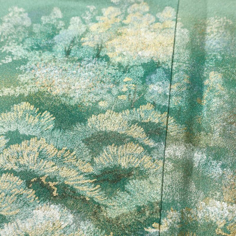 付け下げ 良品 しつけ糸付き 正絹 風景柄 袷仕立て 身丈153.5cm 裄丈63.5cm リサイクル着物 着物 箔 入学式 卒業式 七五三 お宮参り フォーマル 緑・うぐいす色_画像9