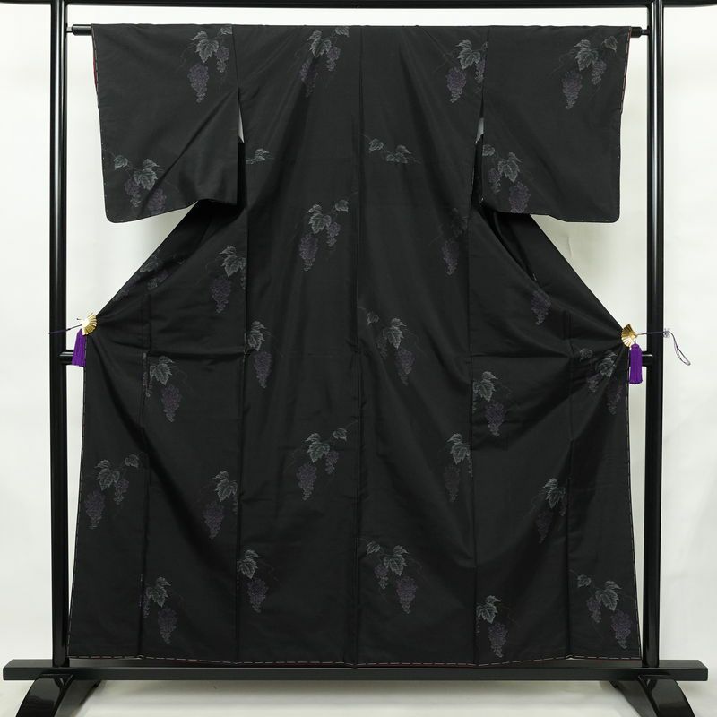 振袖 縮緬 正絹 花柄 銀駒刺繍 袷仕立て 身丈157.5cm 裄丈63cm