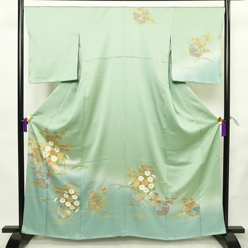 訪問着 良品 しつけ糸付き 正絹 花柄 袷仕立て 身丈161.5cm 裄丈67cm リサイクル着物 着物 箔 金彩 入学式 卒業式 七五三 お宮参り 雪輪 フォーマル 菊 緑・うぐいす色_画像1