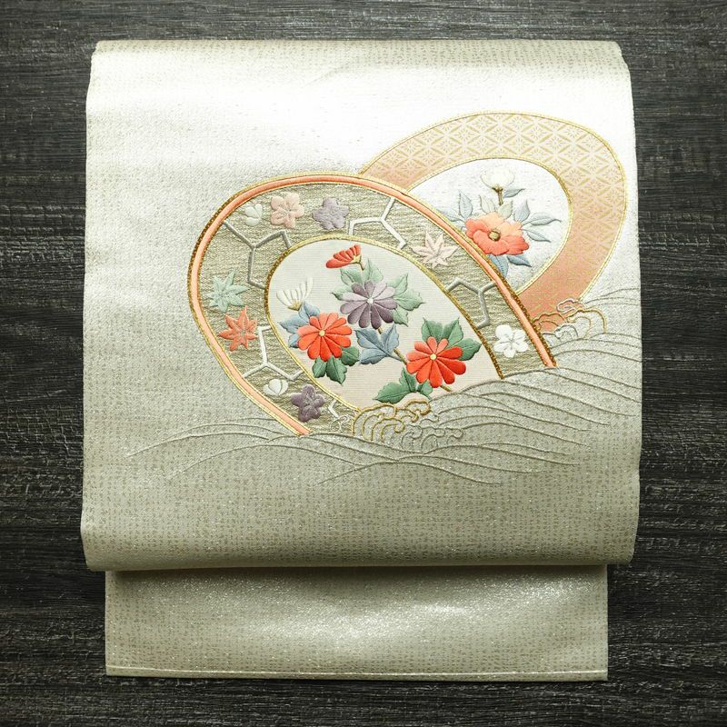 名古屋帯 太鼓柄 美品 金駒刺繍 正絹 古典柄 名古屋仕立て なごや帯 リサイクル帯 帯 刺繍 金彩 金・銀_画像1