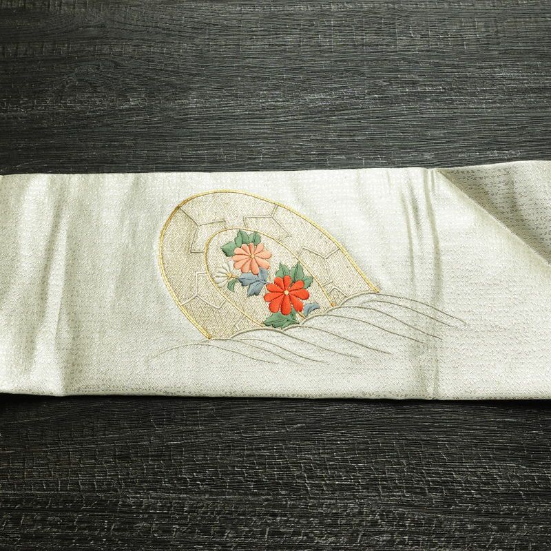 名古屋帯 太鼓柄 美品 金駒刺繍 正絹 古典柄 名古屋仕立て なごや帯 リサイクル帯 帯 刺繍 金彩 金・銀_画像14