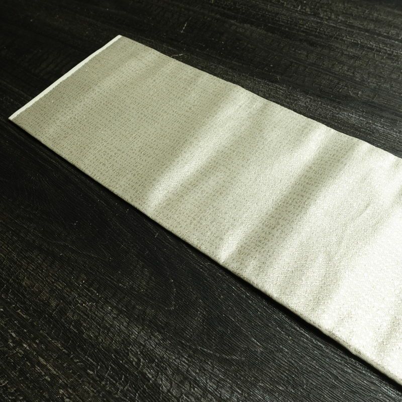 名古屋帯 太鼓柄 美品 金駒刺繍 正絹 古典柄 名古屋仕立て なごや帯 リサイクル帯 帯 刺繍 金彩 金・銀_画像16