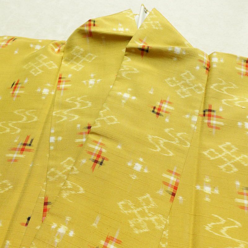 紬 良品 正絹 古典柄 袷仕立て 身丈155.5cm 裄丈63.5cm リサイクル着物 着物 モダン 黄・黄土色_画像16