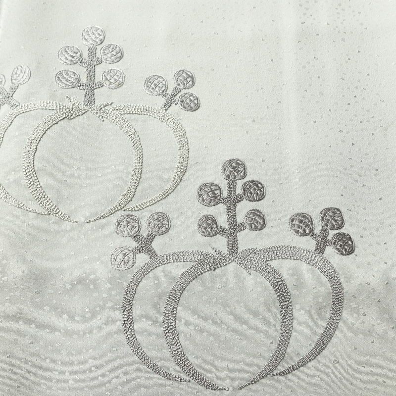 付け下げ 正絹 古典柄 袷仕立て 身丈158cm 裄丈62.5cm リサイクル着物 着物 刺繍 フォーマル グレー_画像7