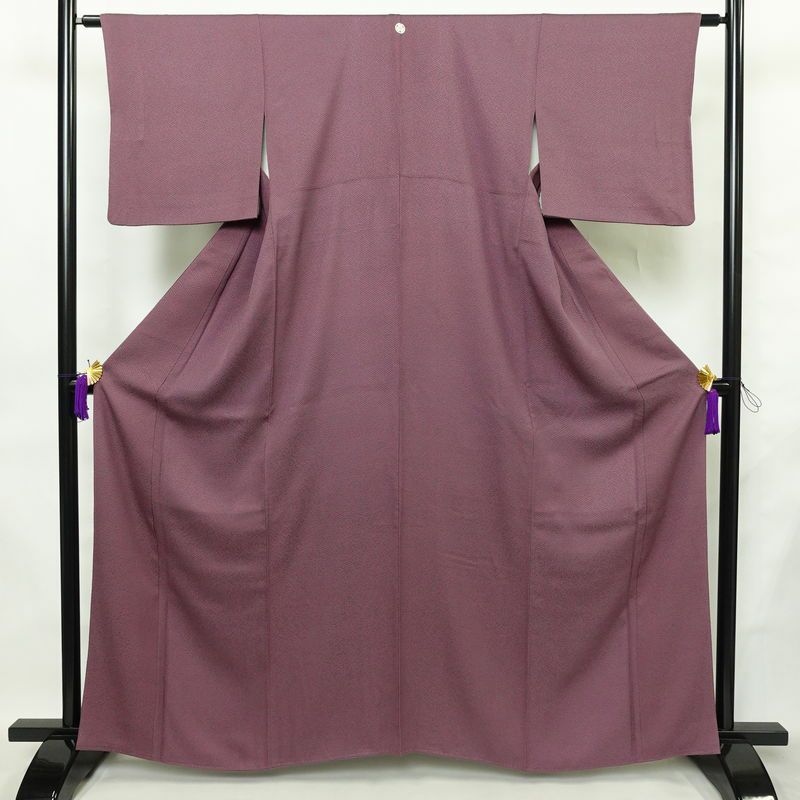 色無地 落款入り 一つ紋付き 正絹 古典柄 袷仕立て 身丈161.5cm 裄丈62cm リサイクル着物 着物 お茶会 フォーマル 紫・藤色