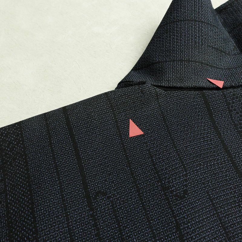 塩沢紬 証紙あり 紬 しつけ糸付き 正絹 古典柄 袷仕立て 身丈162.5cm 裄丈62.5cm リサイクル着物 着物 未使用品 青・紺_画像13